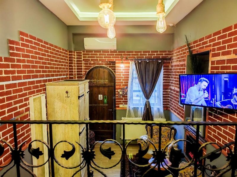 Vintage Cave House image