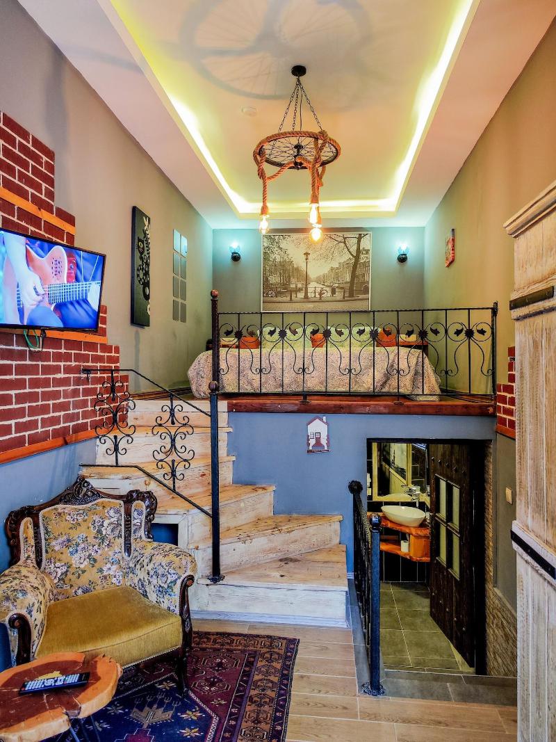 Vintage Cave House image