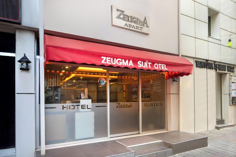 Zeugma Suit image
