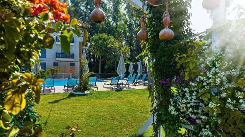 Uras Beach Hotel image