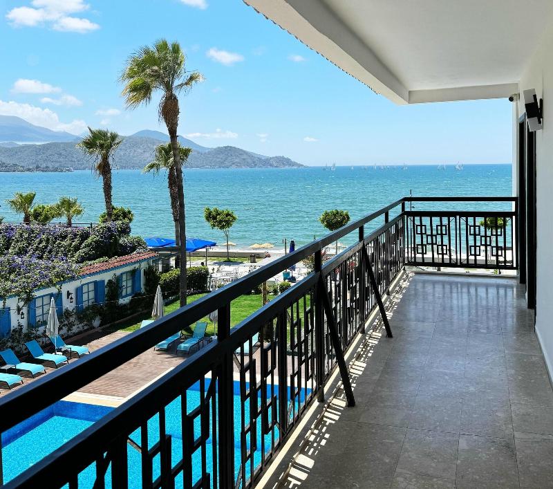 Uras Beach Hotel image