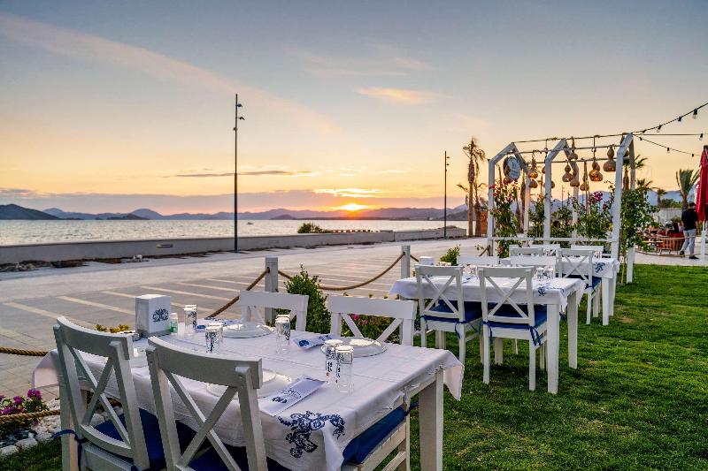 Uras Beach Hotel image