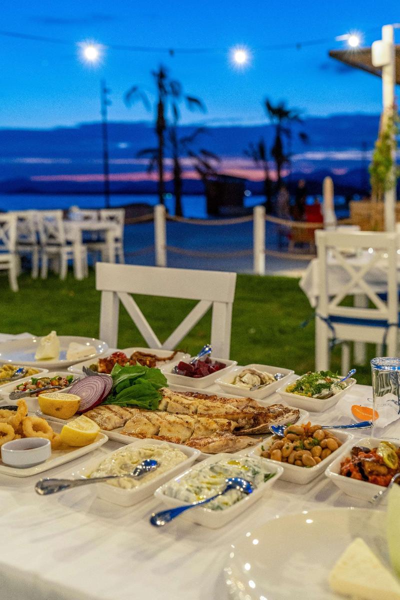 Uras Beach Hotel image
