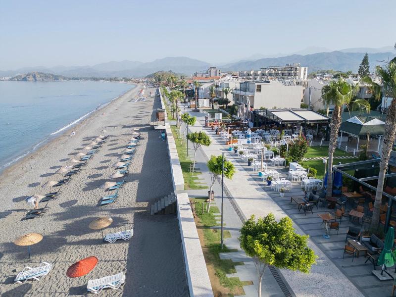 Uras Beach Hotel image
