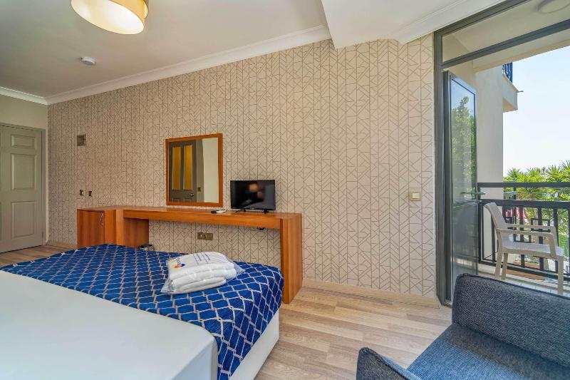 Uras Beach Hotel image