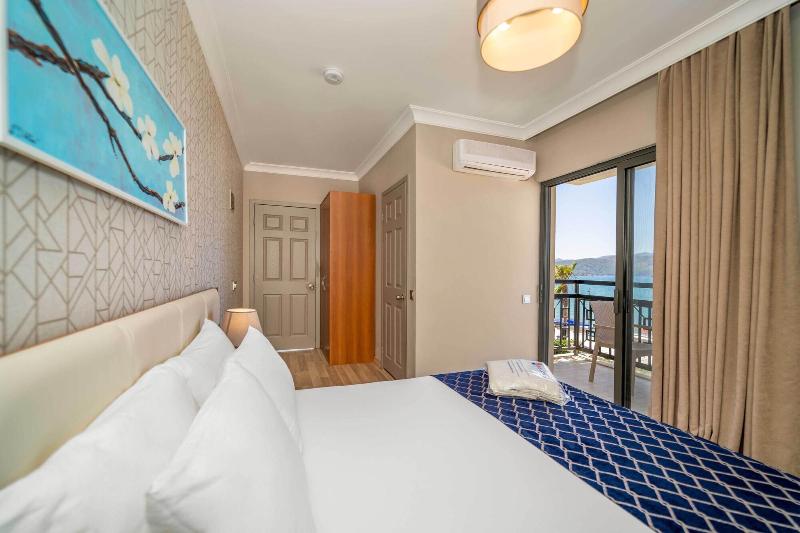 Uras Beach Hotel image