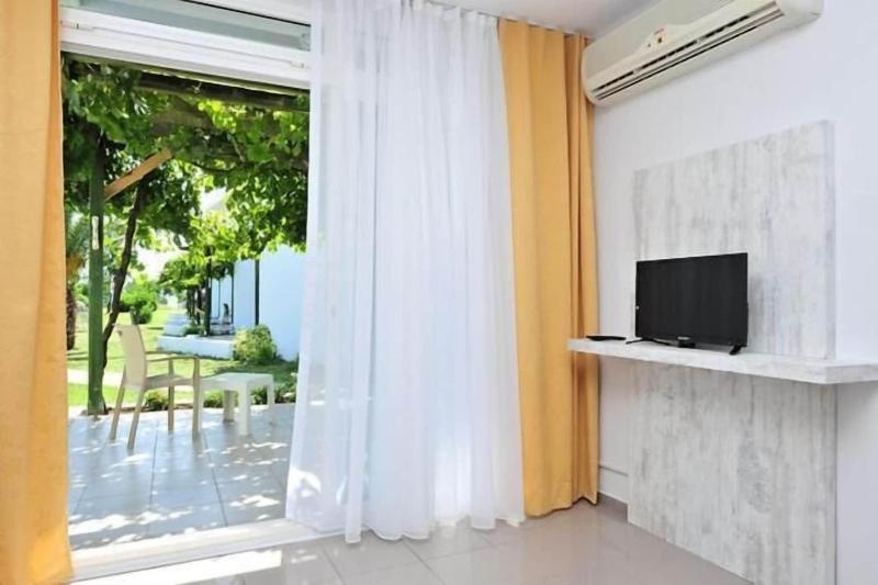 Afytos Akcay Tatil Koyu image
