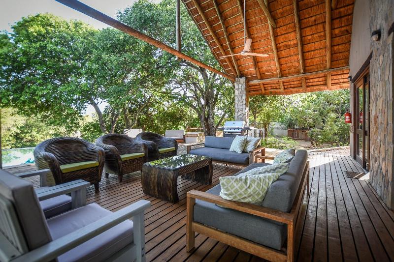 Leopard's Lair Bush Lodge image
