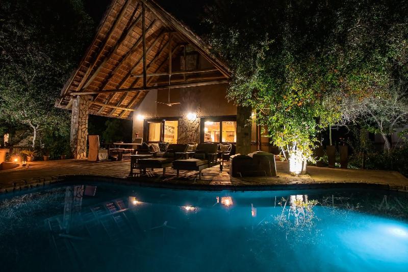 Leopard's Lair Bush Lodge image
