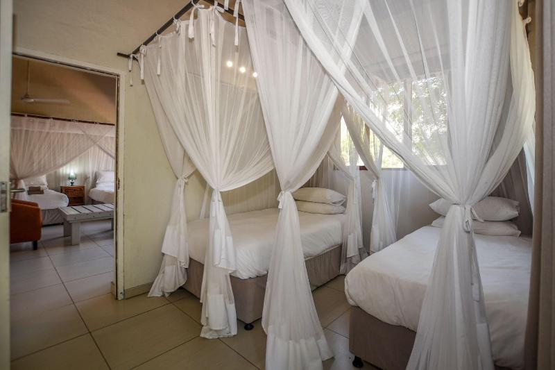 Leopard's Lair Bush Lodge image