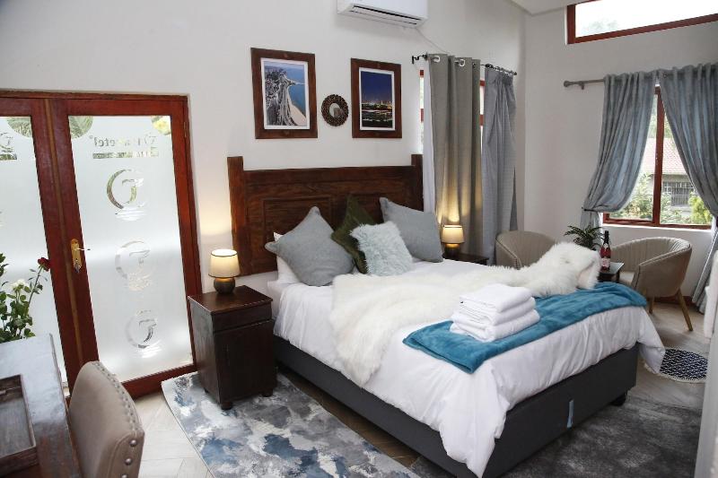 Travetel OR Tambo Airport Hotel image