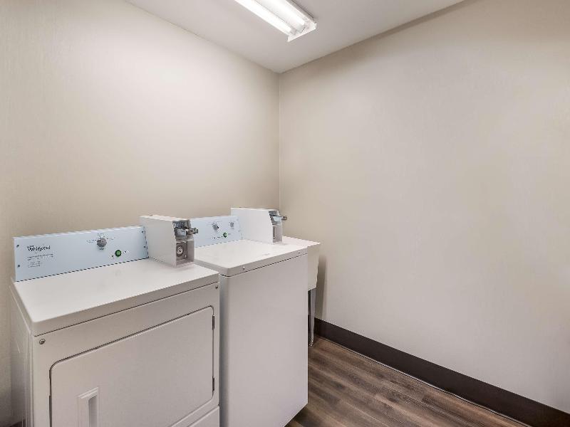 Surestay Plus By Best Western Seatac Airport