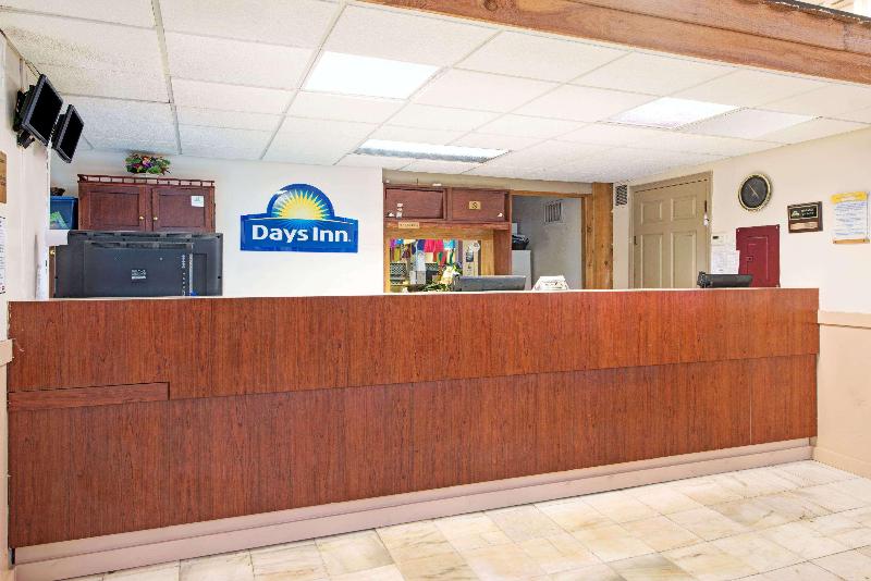 Comfort Suites St. Louis - Sunset Hills image