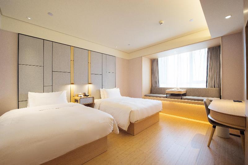 Ji Hotel (Jilin Wanda Plaza) image