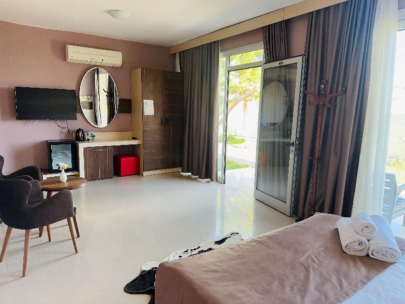 Celebi Garden Hotel image
