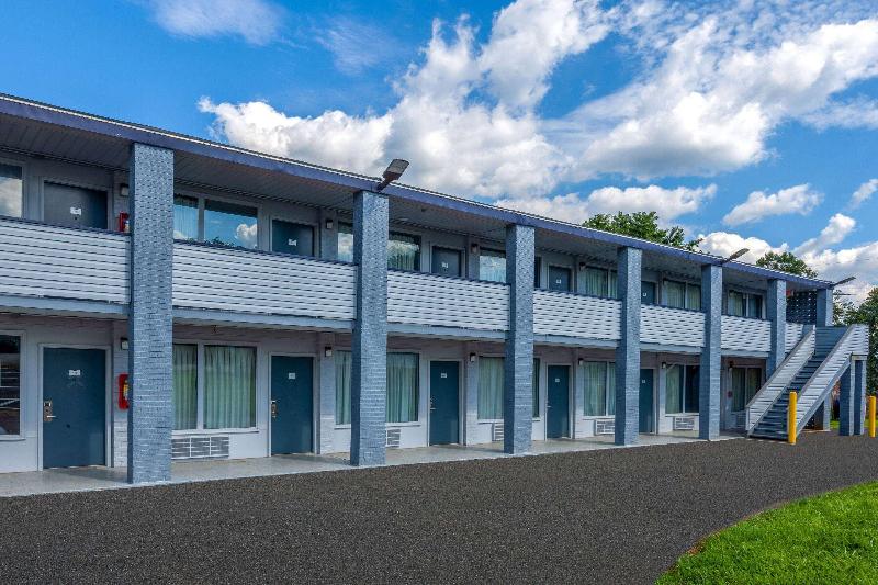 Travelodge by Wyndham Charles Town/Harpers Ferry image