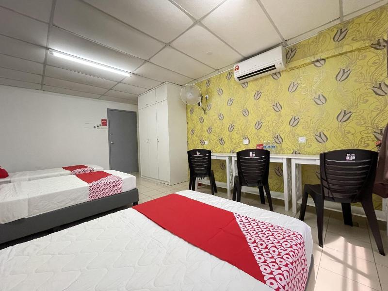 OYO 90326 Wg Guest House image