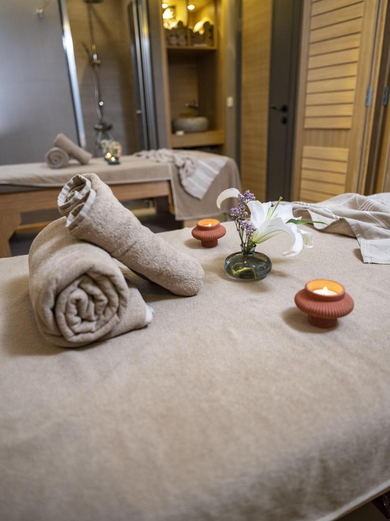 SA'REZYA HOTEL image