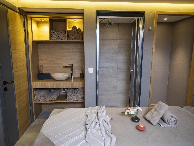 SA'REZYA HOTEL image