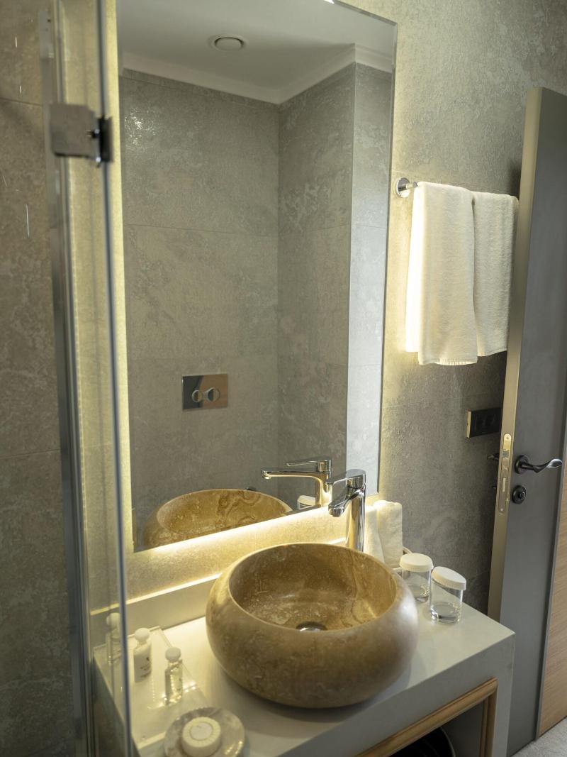 SA'REZYA HOTEL image