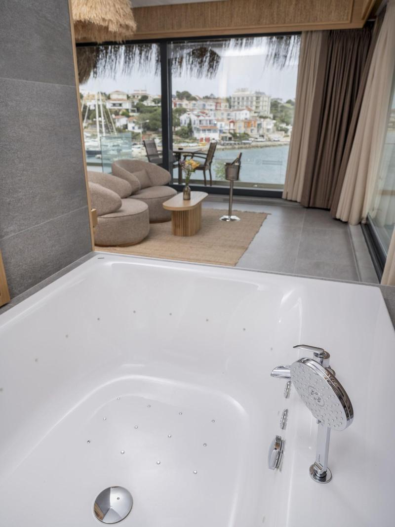 SA'REZYA HOTEL image