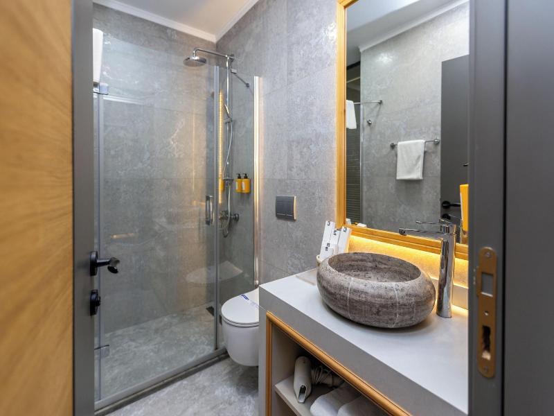 SA'REZYA HOTEL image