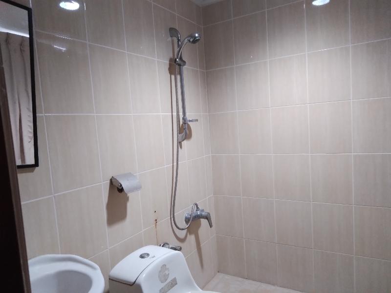 OYO 90376 Centre Point Hotel