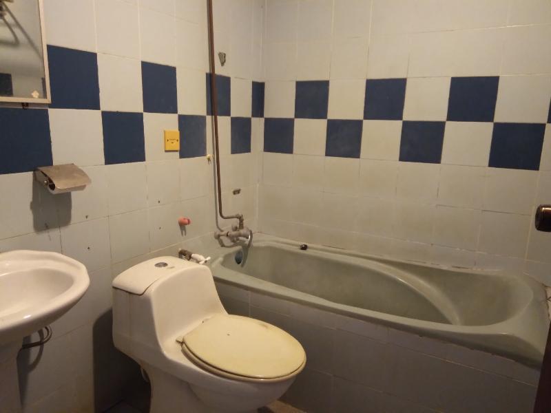 OYO 90376 Centre Point Hotel image