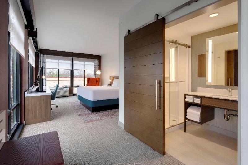 Hilton Garden Inn Haymarket image