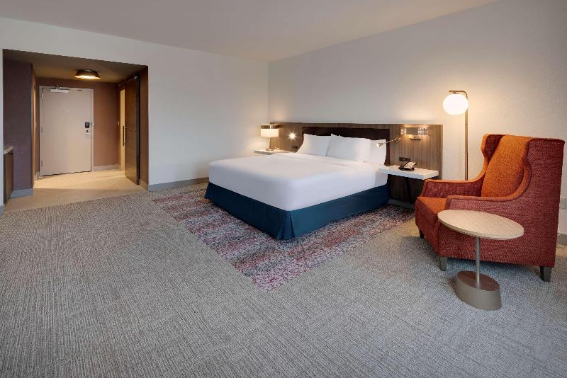 Hilton Garden Inn Haymarket image