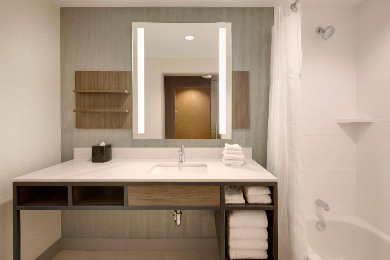 Hilton Garden Inn Haymarket image