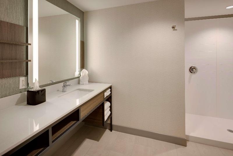Hilton Garden Inn Haymarket image