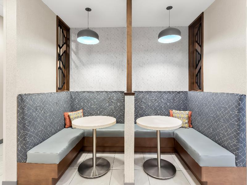 Hampton Inn Huntley Chicag image