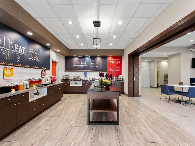 Hampton Inn Huntley Chicag image