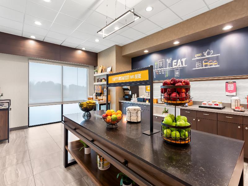 Hampton Inn Huntley Chicag image