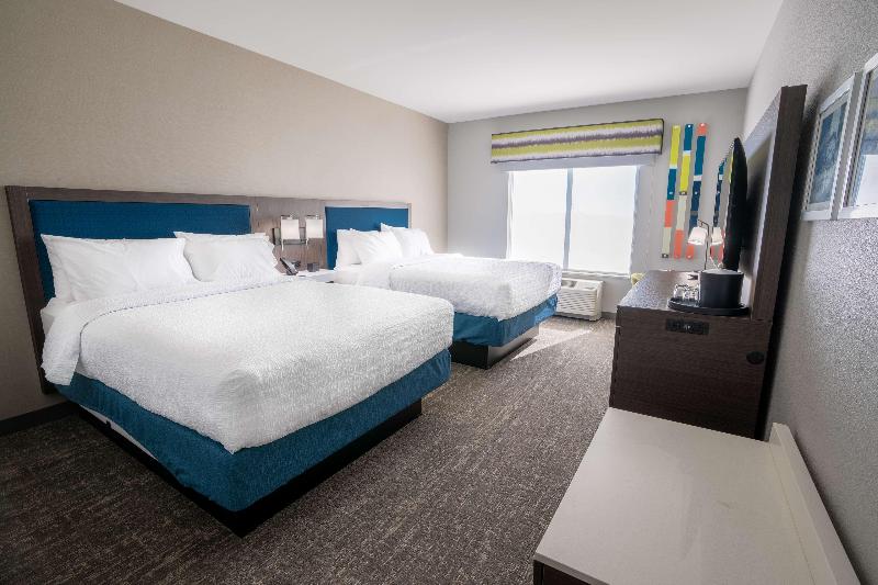 Hampton Inn Huntley Chicag image