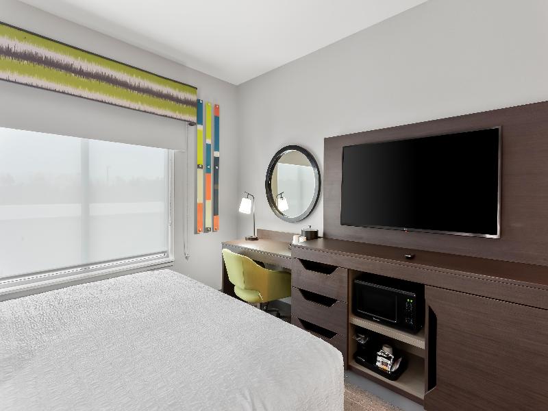 Hampton Inn Huntley Chicag image