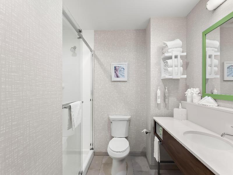 Hampton Inn Huntley Chicag image