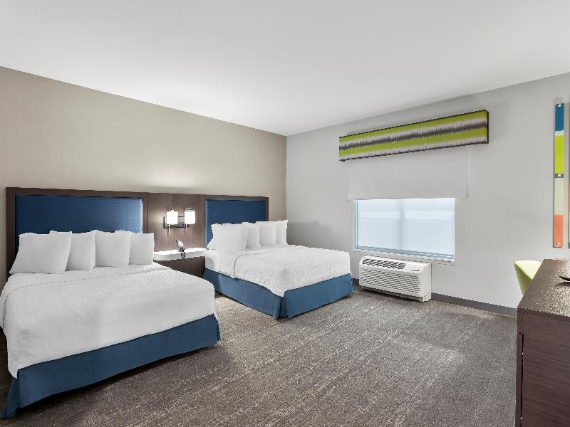 Hampton Inn Huntley Chicag image