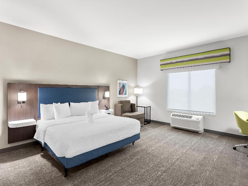 Hampton Inn Huntley Chicag image