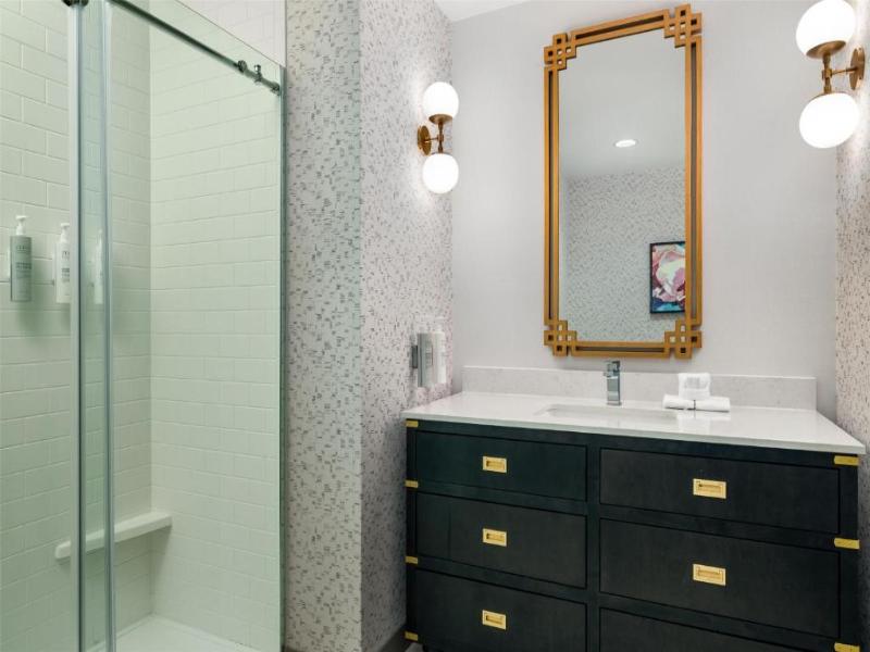 Hampton Inn Huntley Chicag image