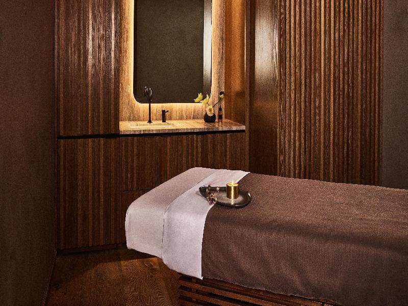 Conrad Los Angeles image