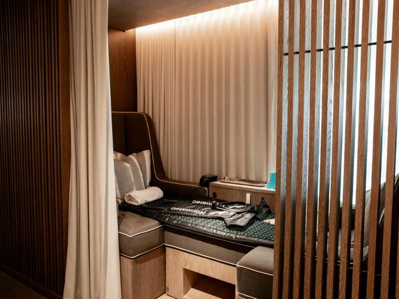 Conrad Los Angeles image