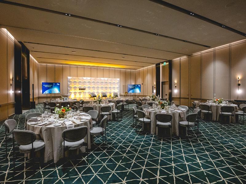 Conrad Los Angeles image