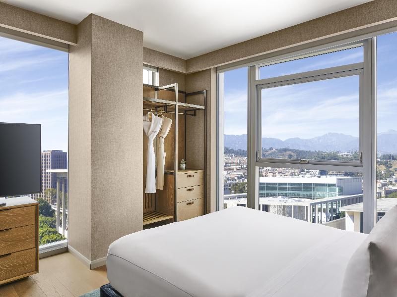Conrad Los Angeles image