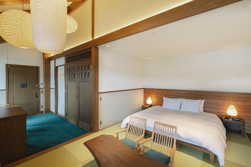 Marufukuro image