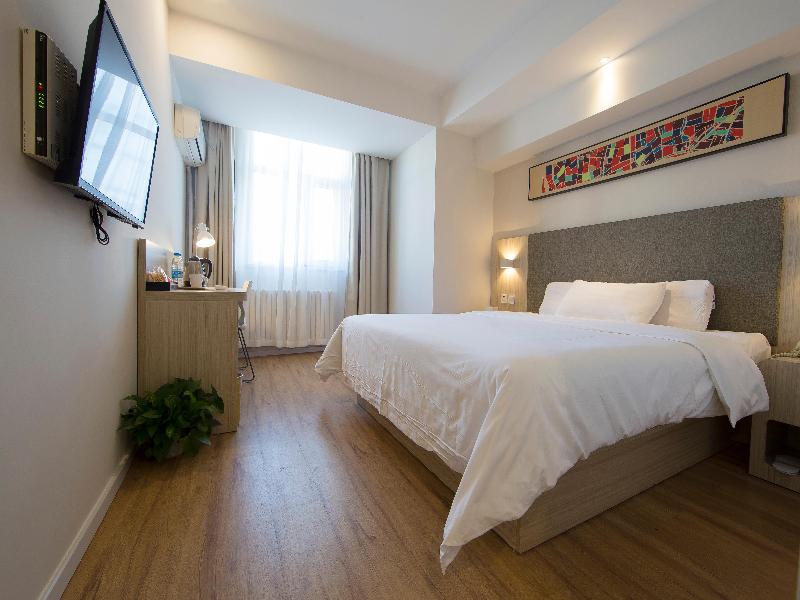 Hanting Hotel Qinhuangdao Quante Field 5