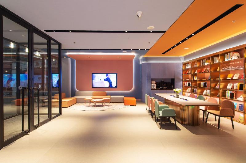 Hanting Hotel (Fuxin Jiefang Square) image