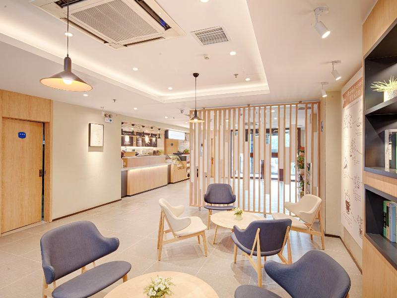 Hanting Hotel (Zibo Shiji Road) image