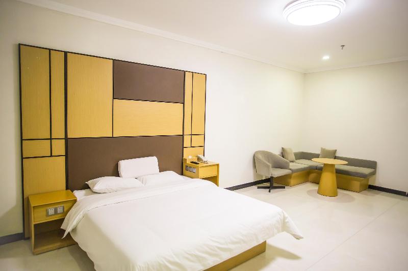 Starway Hotel (Puyang Development Zone Huanghe Roa image